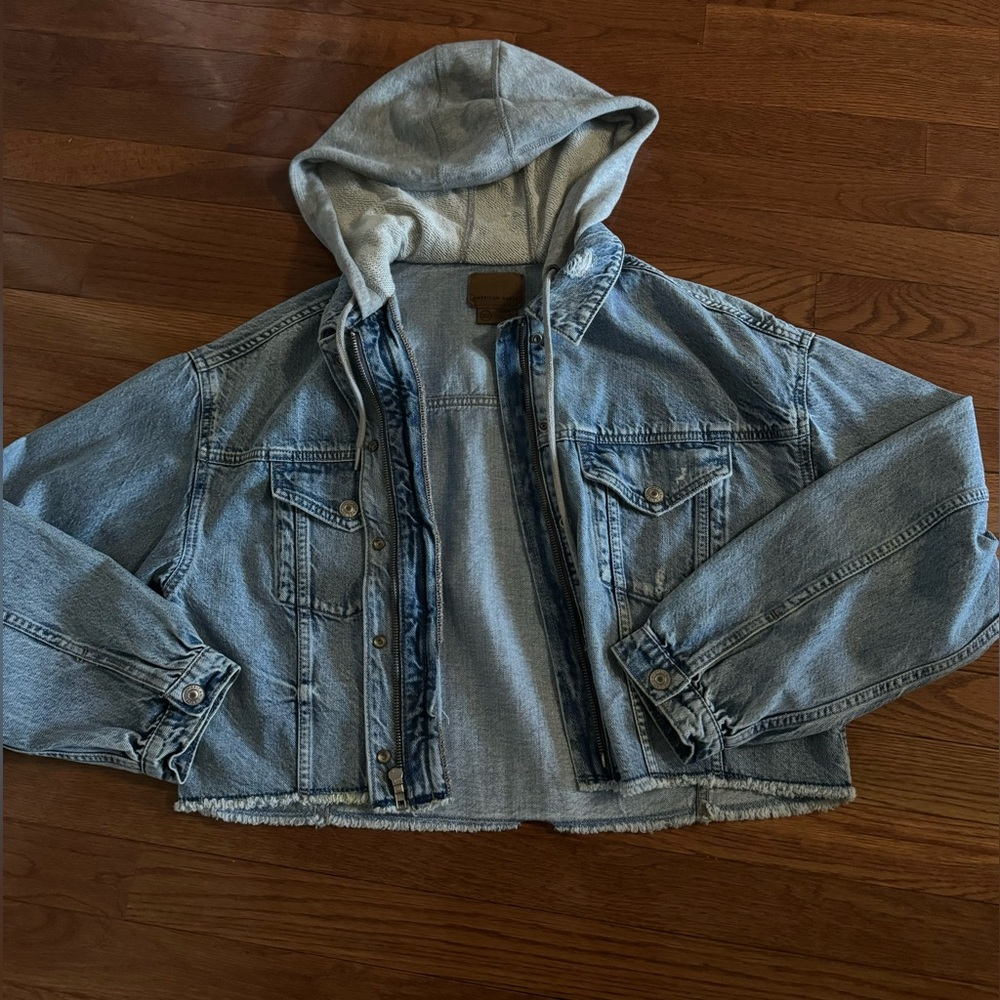 American Eagle Cropped Jean Jacket/ Hoodie
